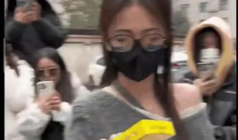 吃瓜爆料周深机场,明星日常曝光，粉丝惊喜连连